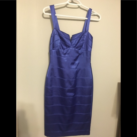 Blue dress - Picture 1 of 3